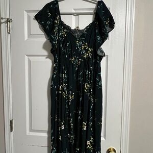 Terra & Sky Dark Green Floral Maxi Dress